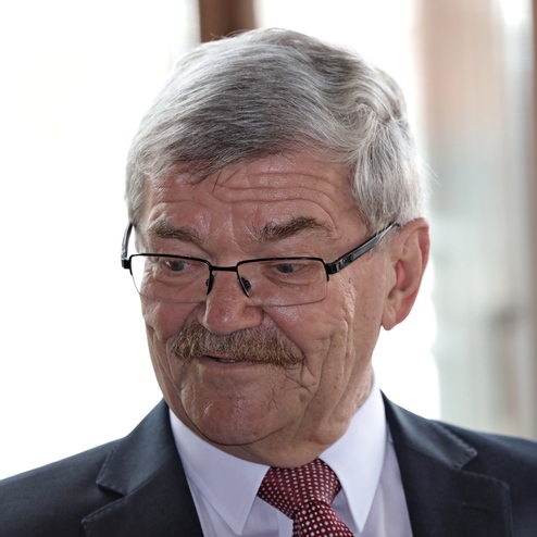 hier siehst du ein Bild unseres Präsidenten Otto Schlieckmann.