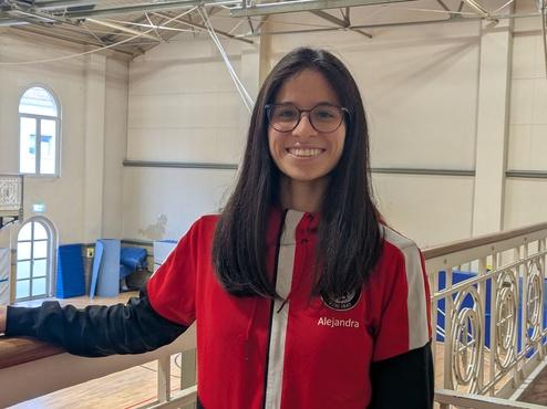 Hier siehst du unsere Mitarbeiterin Alejandra Romeo.