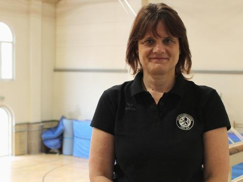 Hier siehst du unsere Mitarbeiterin Andrea Ruth.