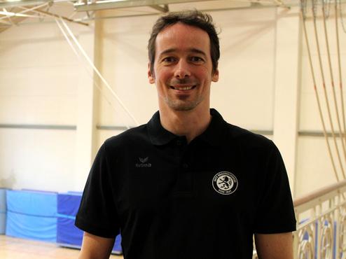 Hier siehst du unseren Mitarbeiter Hardy Wiegard.